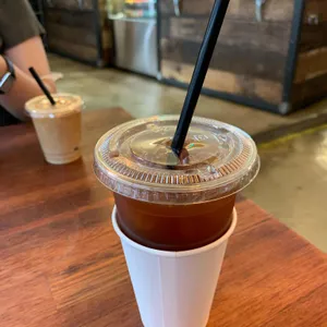 프라이데이 무브먼트 사진