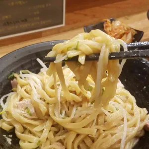 한창희 천하일면 사진