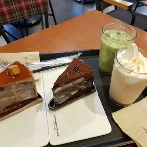 투썸플레이스 사진