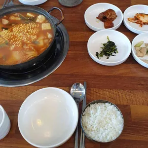 이은영모듬김치찌개 사진
