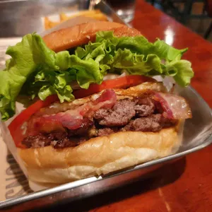 바스버거 사진