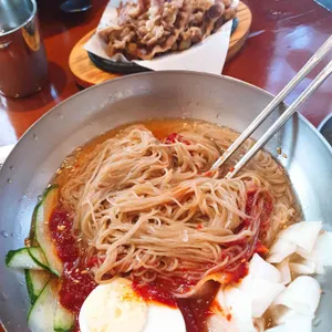산까치냉면 사진