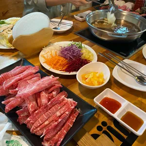 더진샤브 사진