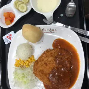 브라운돈까스 강남 포스코점 사진