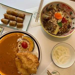 우엔 리뷰 사진