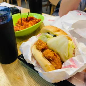 맘스터치 사진
