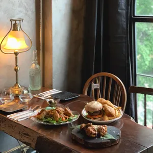 몽크스부처 리뷰 사진