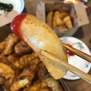 교촌치킨 사진