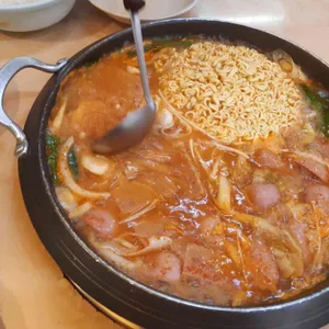 통일 부대찌개 사진