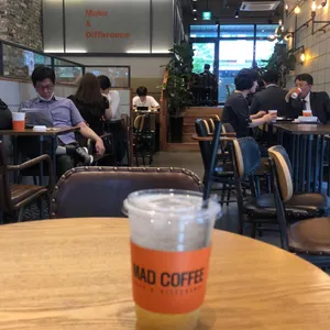 매드커피 사진
