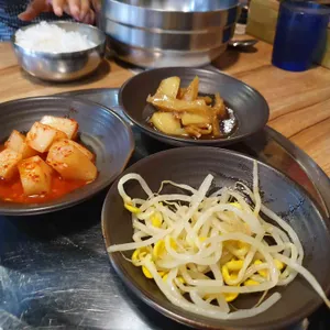 용한식당 사진