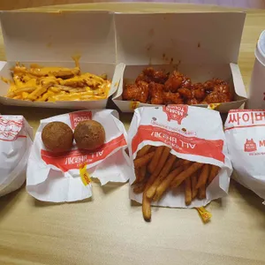 맘스터치 사진