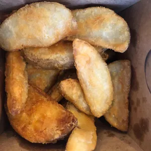 교촌치킨 사진
