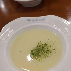 101번지남산돈까스 리뷰 사진