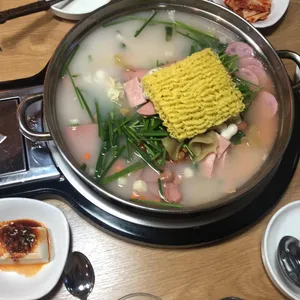 놀부부대찌개 사진