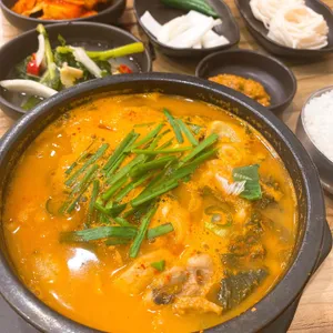고향옥얼큰순대국 사진