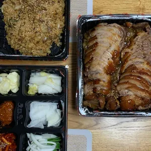 마왕족발 사진
