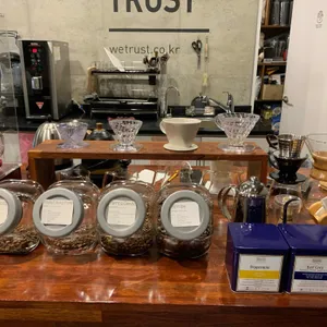 위트러스트커피 리뷰 사진