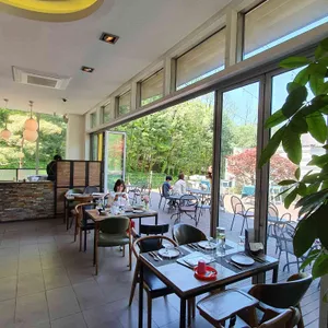 르한스 리뷰 사진