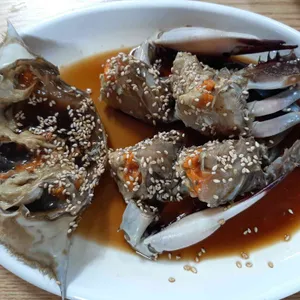 김경은 간장게장 아구찜 탕 사진