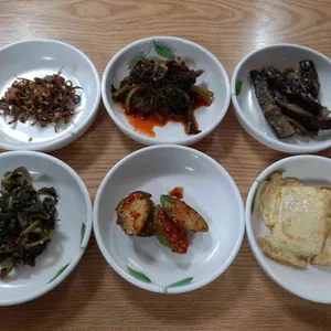 김경은 간장게장 아구찜 탕 사진