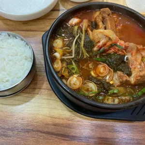 논현감자탕 사진