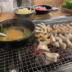 장어랑 사진