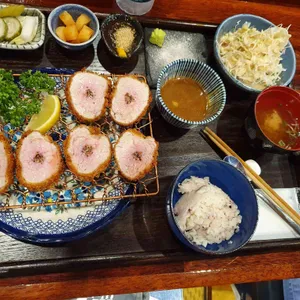 겸손돈가스 사진