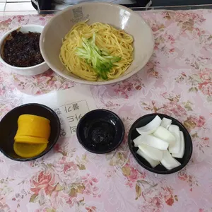 신흥관 사진