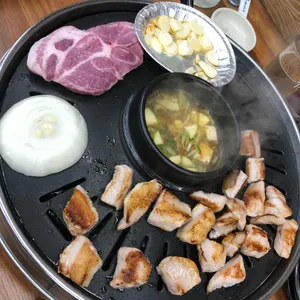 돈우네 돼지한마리 리뷰 사진