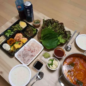 금성삼천포횟집 사진
