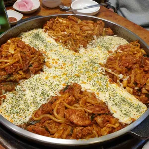 춘천메밀촌닭갈비 사진