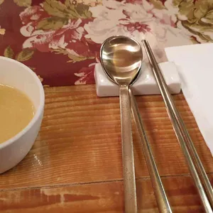 산이화 한정식 사진