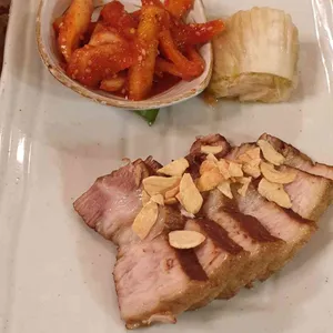 산이화 한정식 사진