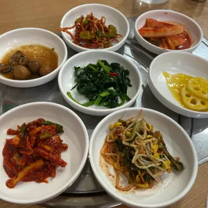 민석백반 사진