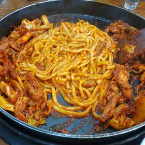 유가네닭갈비 사진