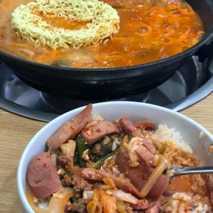 최네집 리뷰 사진