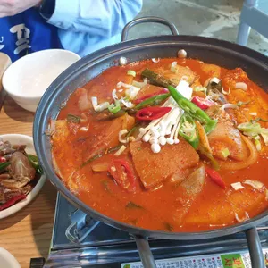 황금가마솥밥 사진