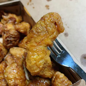 교촌치킨 사진