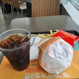 맥도날드 사진