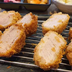 바삭돈카츠 사진