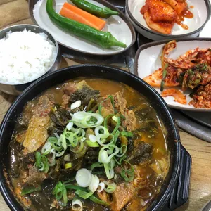 뚱딴지감자탕해장국 사진