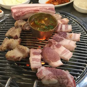 돈사돈 리뷰 사진
