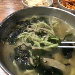 하르방밀면 사진