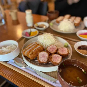 카츠토랑 사진