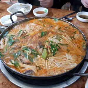천진동만두전골 리뷰 사진
