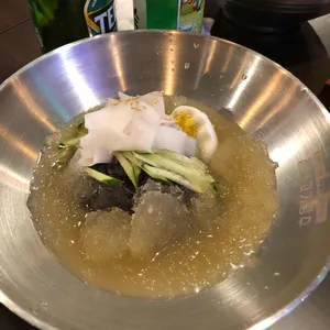 청년고기장수 사진