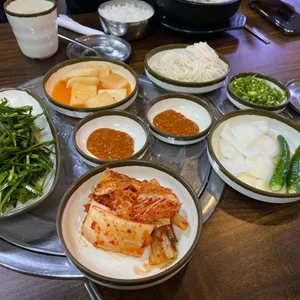 장수돼지국밥 사진