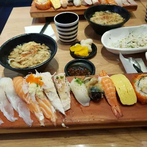 서연초밥 사진