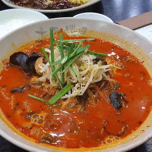 윤짬뽕 사진